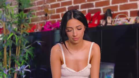 Vanessa online show from June 2026 04:31:01 PM