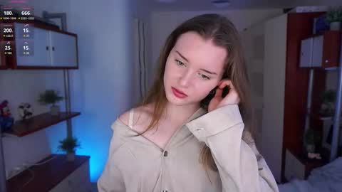 Luna online show from January 2026 06:21:02 PM