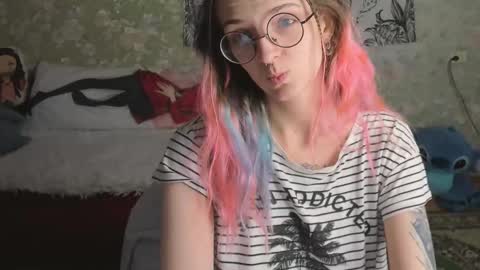 Adelina online show from November 2025 12:49:02 PM