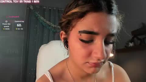 Snapshot of vanillafairy_ chatting on June 2026 08:46:02 PM vanillafairy_ online show from June 2026 08:46:02 PM