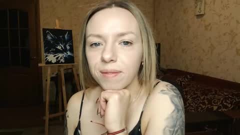 Snapshot of vanillamuffin chatting on January 2025 07:30:01 AM VanillaMuffin online show from January 2025 07:30:01 AM