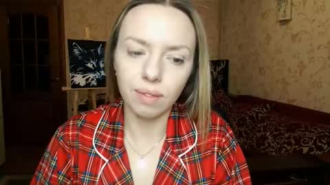 Snapshot of vanillamuffin chatting on February 2025 07:02:01 AM VanillaMuffin online show from February 2025 07:02:01 AM