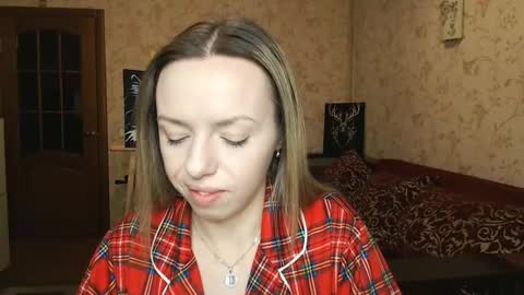 Snapshot of vanillamuffin chatting on February 2025 06:37:02 AM VanillaMuffin online show from February 2025 06:37:02 AM