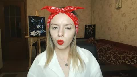 Snapshot of vanillamuffin chatting on February 2025 10:12:01 AM VanillaMuffin online show from February 2025 10:12:01 AM