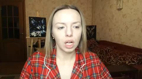 Snapshot of vanillamuffin chatting on February 2025 07:22:02 AM VanillaMuffin online show from February 2025 07:22:02 AM