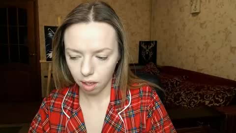 Snapshot of vanillamuffin chatting on February 2025 06:47:02 AM VanillaMuffin online show from February 2025 06:47:02 AM