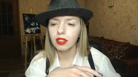 Snapshot of vanillamuffin chatting on February 2025 07:58:01 PM VanillaMuffin online show from February 2025 07:58:01 PM