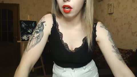 Snapshot of vanillamuffin chatting on March 2025 04:11:01 PM VanillaMuffin online show from March 2025 04:11:01 PM