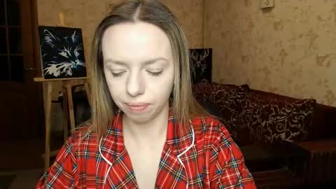 Snapshot of vanillamuffin chatting on March 2025 07:10:01 AM VanillaMuffin online show from March 2025 07:10:01 AM