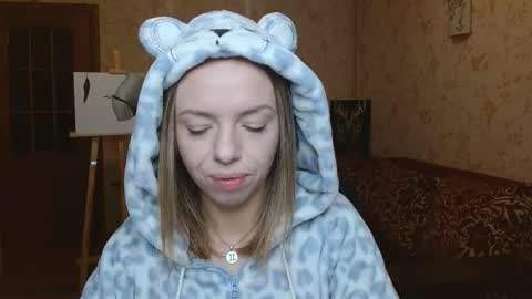 Snapshot of vanillamuffin chatting on October 2025 05:26:02 AM VanillaMuffin online show from October 2025 05:26:02 AM