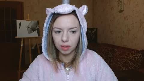 Snapshot of vanillamuffin chatting on October 2025 06:02:02 AM VanillaMuffin online show from October 2025 06:02:02 AM