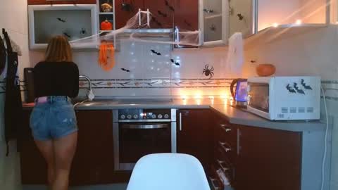 Snapshot of vanillamuffin chatting on October 2025 07:09:02 AM VanillaMuffin online show from October 2025 07:09:02 AM