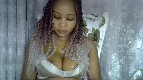 vanillavenus online show from May 2026 01:51:02 PM