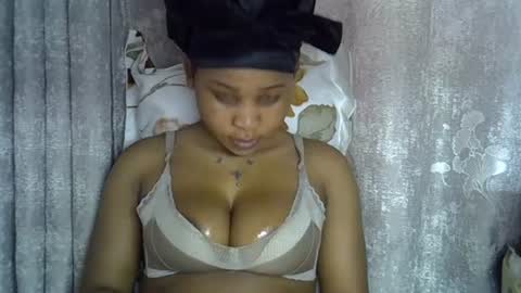 Snapshot of vanillavenus chatting on June 2026 01:06:02 PM vanillavenus online show from June 2026 01:06:02 PM