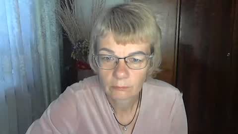 Vanillaxcreamy online show from October 2025 10:14:01 AM