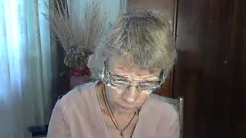 Vanillaxcreamy online show from October 2025 10:51:01 AM