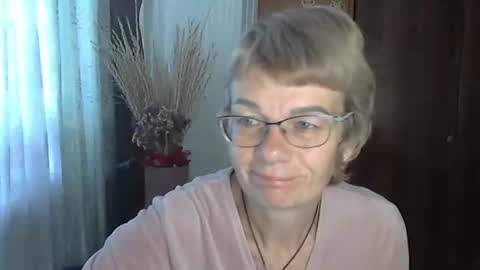 Snapshot of vanillaxcreamy chatting on October 2025 08:55:02 AM Vanillaxcreamy online show from October 2025 08:55:02 AM