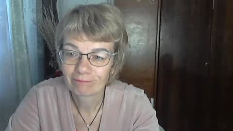 Snapshot of vanillaxcreamy chatting on November 2025 07:19:02 AM Vanillaxcreamy online show from November 2025 07:19:02 AM