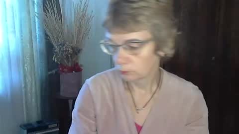 Snapshot of vanillaxcreamy chatting on November 2025 08:03:02 AM Vanillaxcreamy online show from November 2025 08:03:02 AM