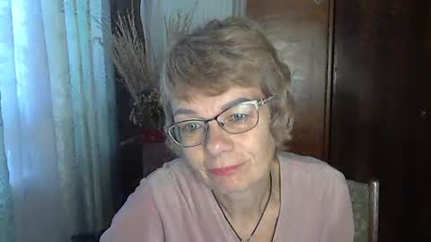 Snapshot of vanillaxcreamy chatting on November 2025 08:06:01 AM Vanillaxcreamy online show from November 2025 08:06:01 AM