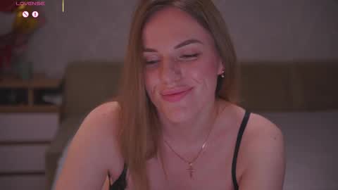 Sophie online show from December 2025 03:19:01 PM