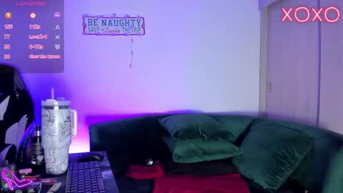 Snapshot of vannecute1 chatting on January 2026 08:41:02 AM Megan Rosse online show from January 2026 08:41:02 AM