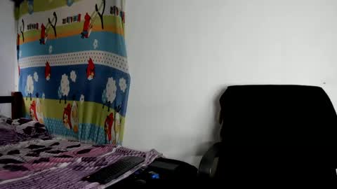 Snapshot of vannellope_vladimir chatting on May 2026 03:52:01 PM vannellope_vladimir online show from May 2026 03:52:01 PM