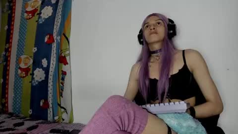 Snapshot of vannellope_vladimir chatting on June 2026 03:40:01 PM vannellope_vladimir online show from June 2026 03:40:01 PM