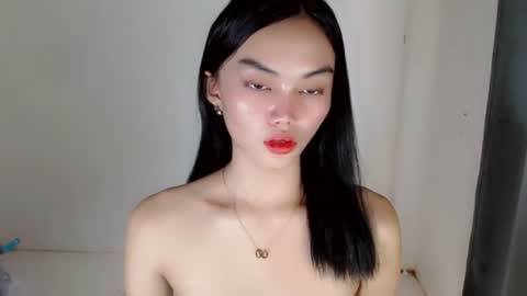 Snapshot of vannesasexyslutt chatting on October 2025 03:31:02 AM VANNESA online show from October 2025 03:31:02 AM