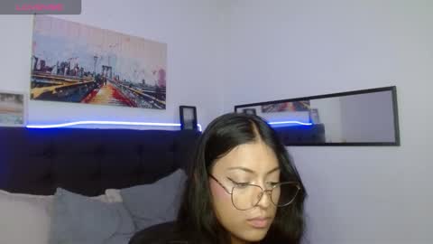 vane online show from November 2025 07:26:02 PM