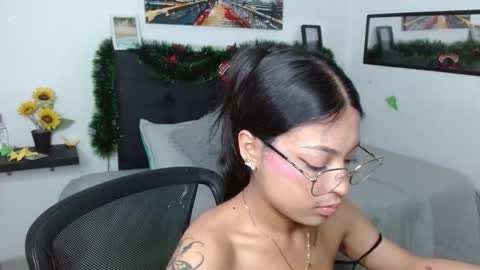 Snapshot of vannesweet_ chatting on January 2026 09:49:02 PM vane online show from January 2026 09:49:02 PM