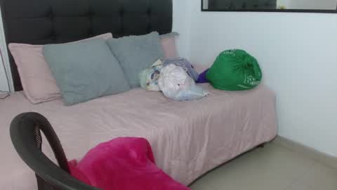 Snapshot of vannesweet_ chatting on February 2026 09:15:02 PM vane online show from February 2026 09:15:02 PM