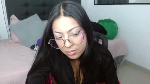 Snapshot of vannesweet_ chatting on March 2026 09:17:01 PM vane online show from March 2026 09:17:01 PM