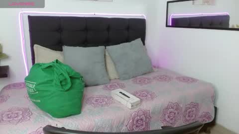 Snapshot of vannesweet_ chatting on May 2026 08:15:01 PM vane online show from May 2026 08:15:01 PM