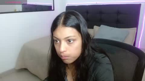 Snapshot of vannesweet_ chatting on July 2026 07:49:01 PM vane online show from July 2026 07:49:01 PM