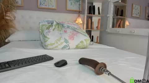Snapshot of vannia_smith_ chatting on June 2026 12:50:01 PM vannia smith online show from June 2026 12:50:01 PM