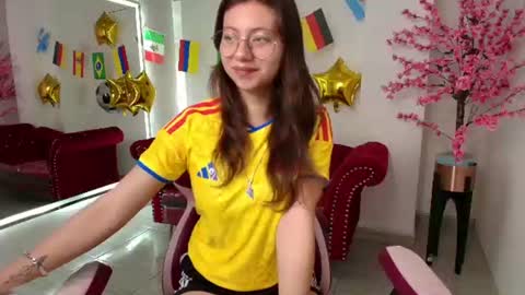 vannia t18 online show from June 2026 03:44:02 AM