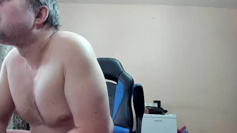 vano_822 online show from February 2026 11:28:02 AM