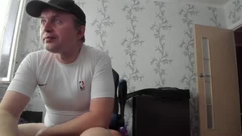 Snapshot of vano_822 chatting on June 2026 12:05:02 PM vano_822 online show from June 2026 12:05:02 PM