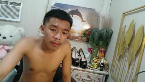 Snapshot of vanxxx2005 chatting on February 2025 01:36:02 AM vanxxx2005 online show from February 2025 01:36:02 AM