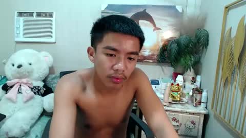 Snapshot of vanxxx2005 chatting on March 2025 07:49:02 PM vanxxx2005 online show from March 2025 07:49:02 PM