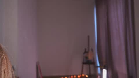 Snapshot of variety_moments chatting on February 2025 03:48:01 AM Heeeeey Im Hanna the art of tease online show from February 2025 03:48:01 AM