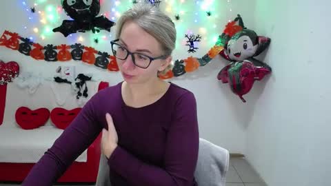 Vasilisa online show from October 2025 05:30:01 AM