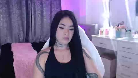 Vayolett Bass online show from October 2025 03:21:02 AM