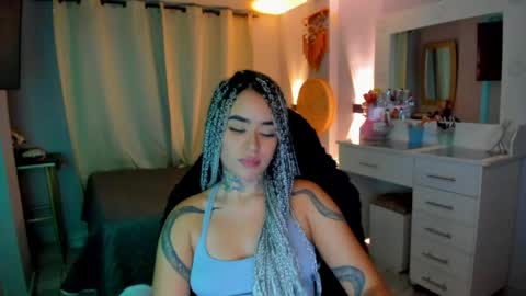 Vayolett Bass online show from April 2026 05:34:01 AM