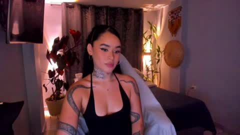 Vayolett Bass online show from July 2026 03:44:01 AM