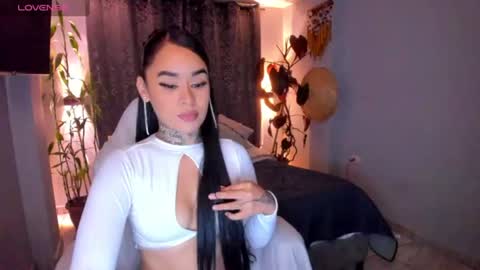 Vayolett Bass online show from July 2026 10:03:01 AM