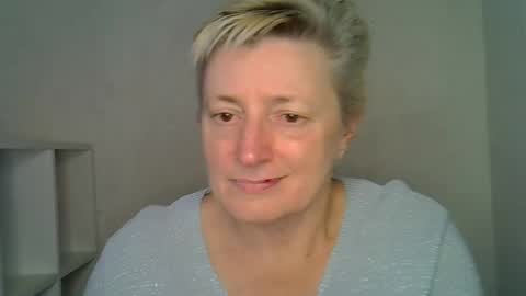 vea_motty online show from December 2025 10:30:01 AM