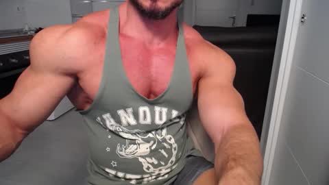 Toni Martins online show from December 2025 12:32:02 PM