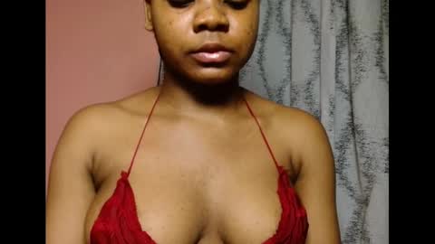 Snapshot of vee62 chatting on May 2026 10:15:02 PM vee62 online show from May 2026 10:15:02 PM